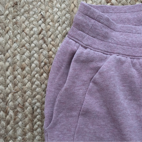 Lululemon joggers - Picture 4 of 5